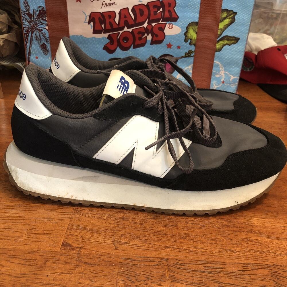 New Balance 237 V1 Sneakers Mens Sz 9 Black/Gray Lace Lifestyle Shoes